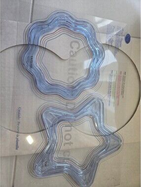 Creative Memories Custom Cutting System Celestial Patterns includes guides